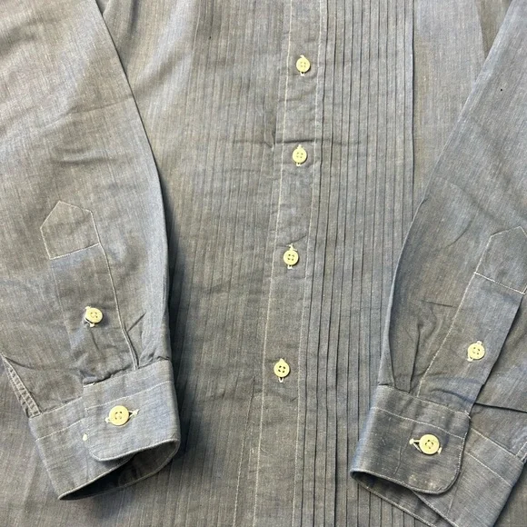 Paul Stuart New York Woman’s Cotton Pleated Bib Front Tuxedo Shirt Size 8 EUC - Picture 8 of 13